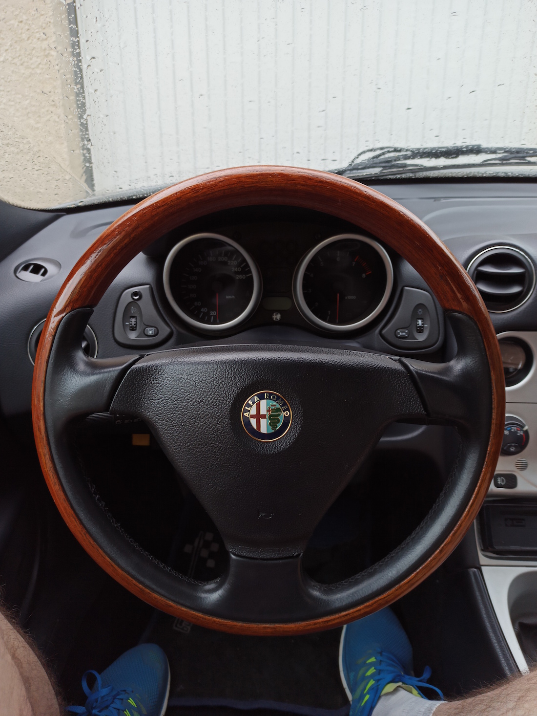 Alfa Romeo Spider 916